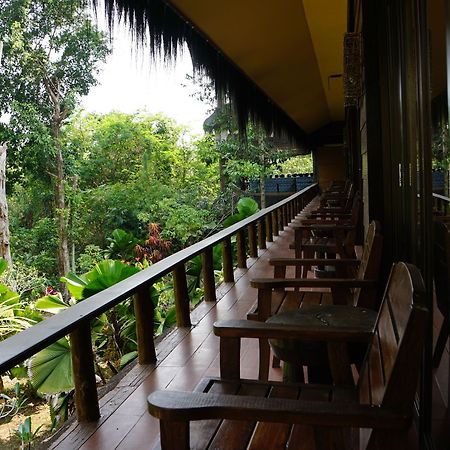 Samboja Lodge Баликпапан Экстерьер фото